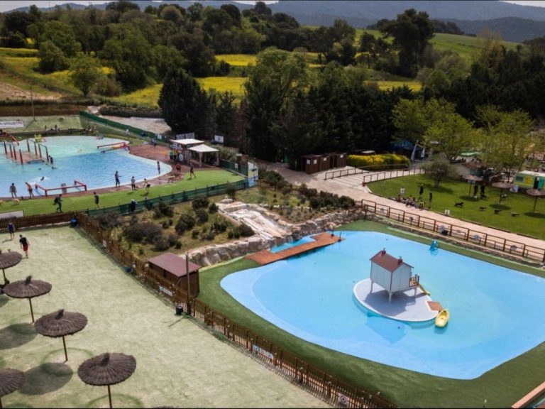 aqua-park-canino-perros-al-agua
