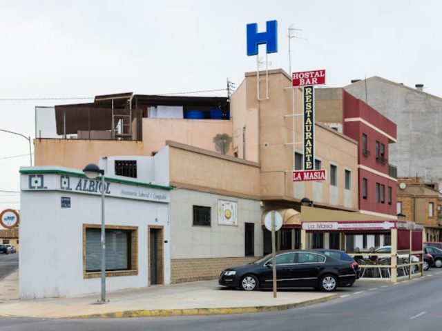 Hostal Restaurante La Masía