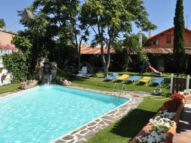 Casas Rurales Las Cavas