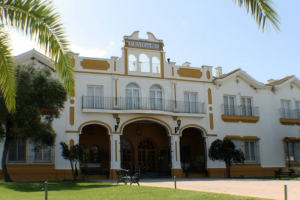 Alojamientos Puente del Rey y Apartamentos Vacacionales