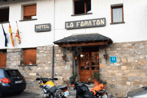 Hotel Lo Foratón
